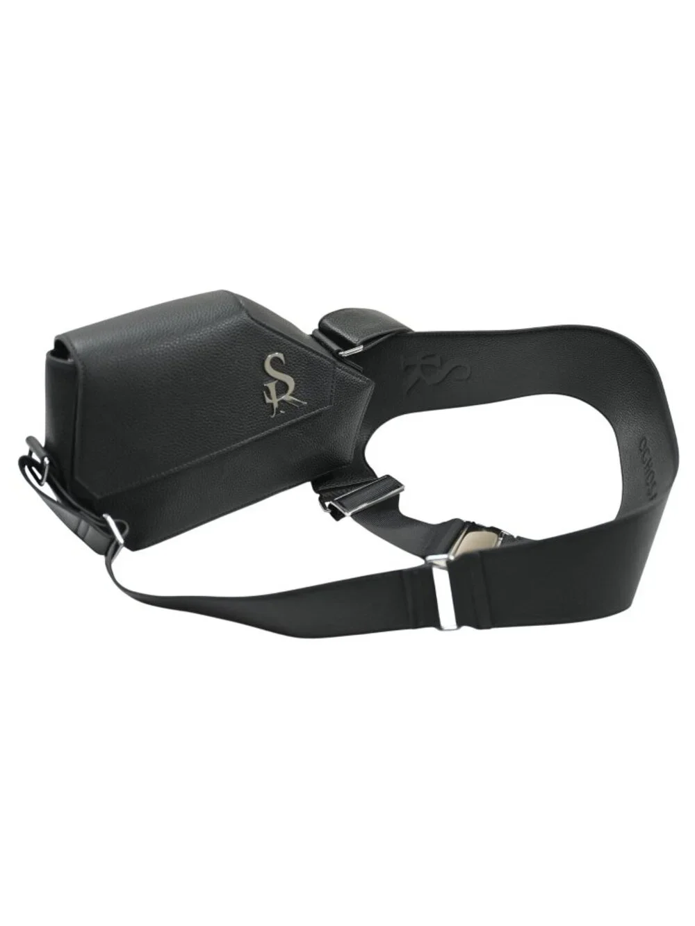 Oghosa Saria Omosa Messenger Bag in Black